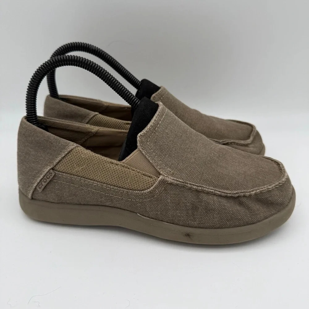 Unisex Youth Big Kids Crocs Santa Cruz II Brown Khaki Slip-On Loafers Size‎ J 5